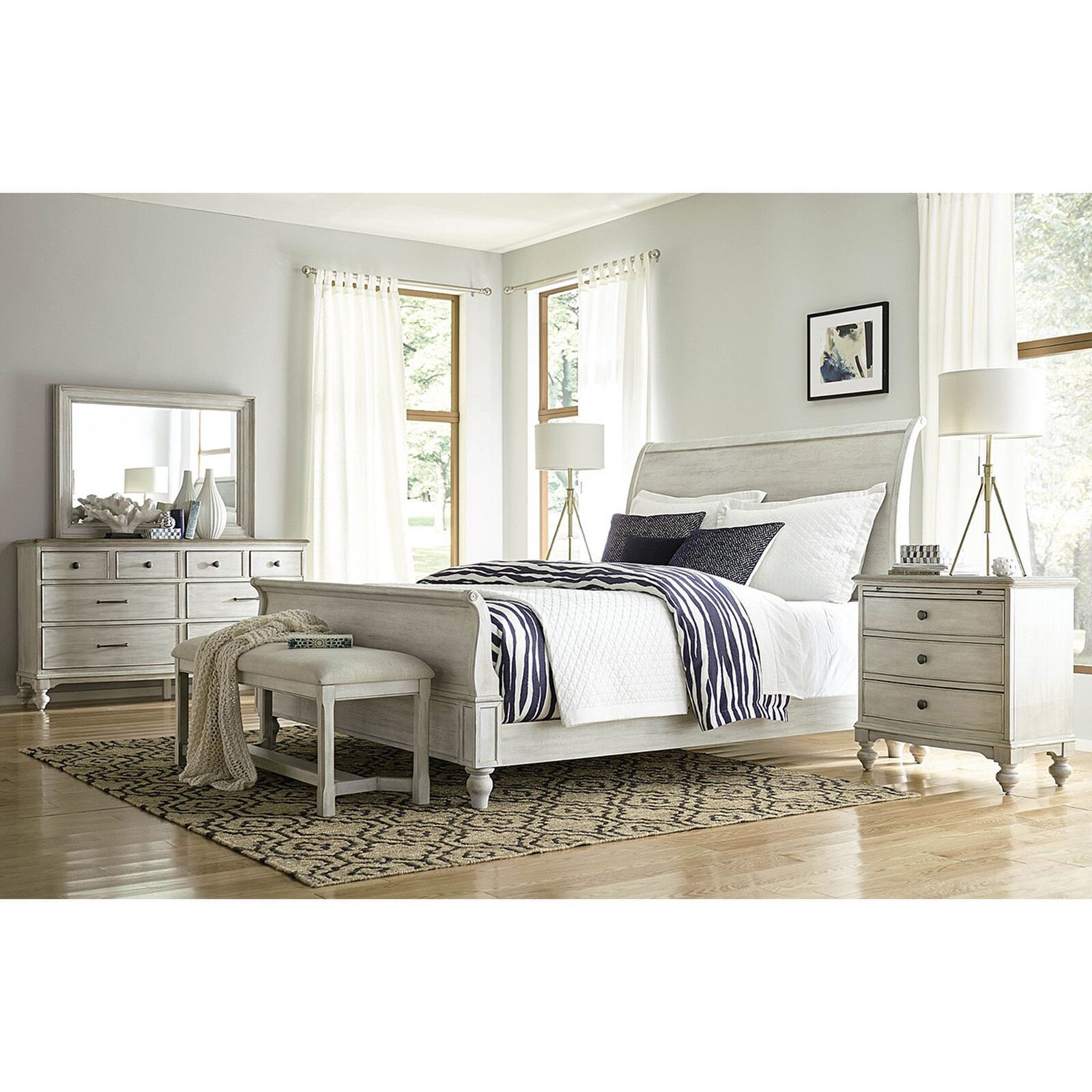 American Drew Hanover Wood Queen Size Sleigh Bed