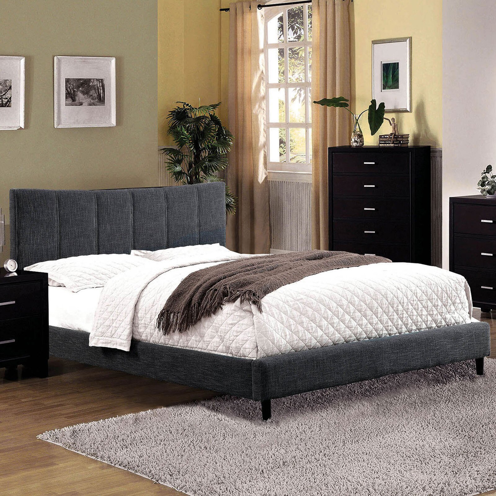 Furniture of America Ennis Fabric Full Size Panel Bed